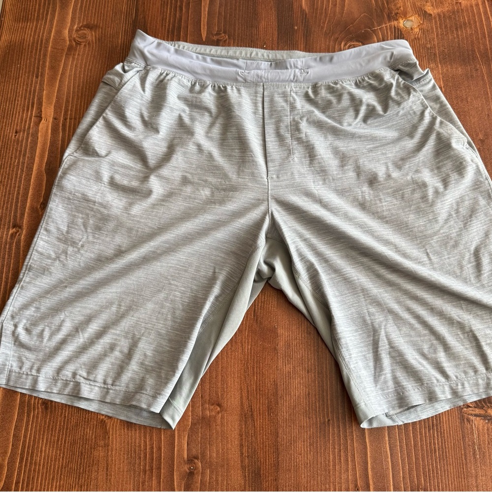 Lululemon Athletica Light Gray Men's Athletic Shorts